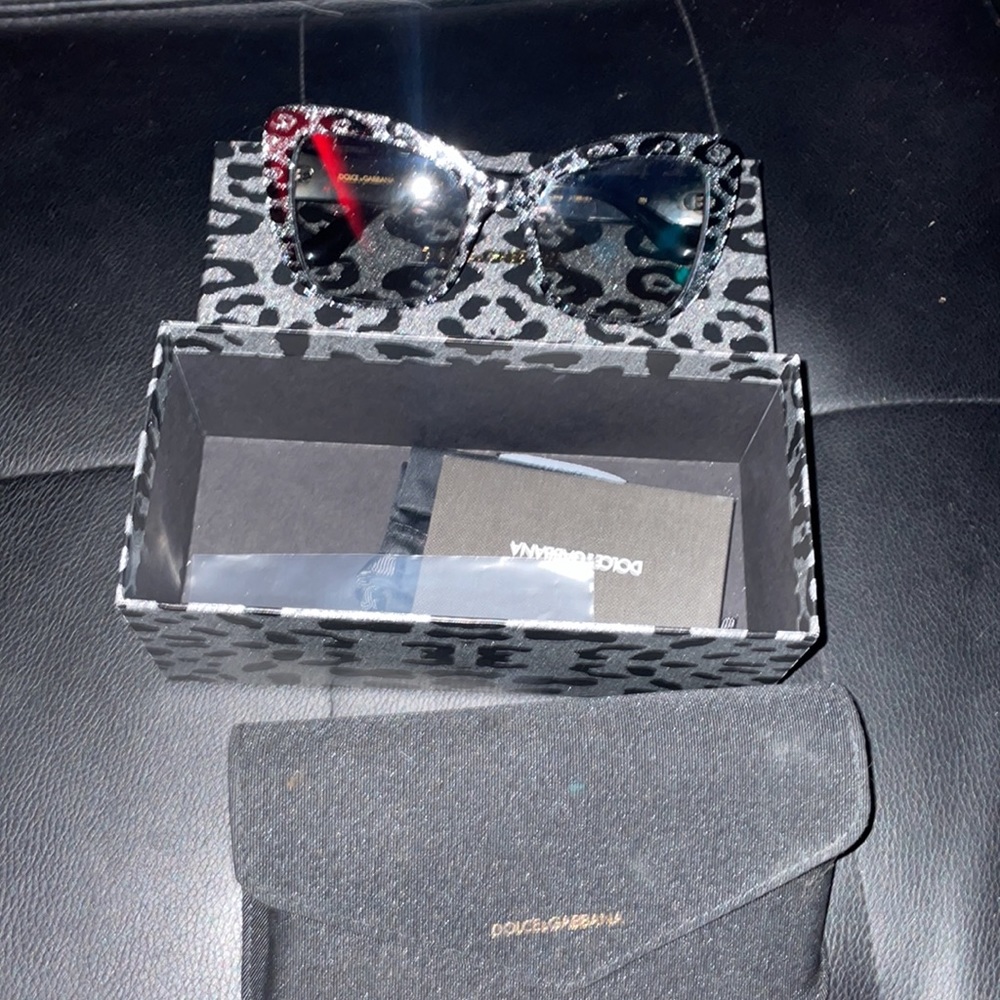 Dolce & Gabbana Snow Leopard Sunglasses Glitter Like Newin Box - Picture 6 of 7